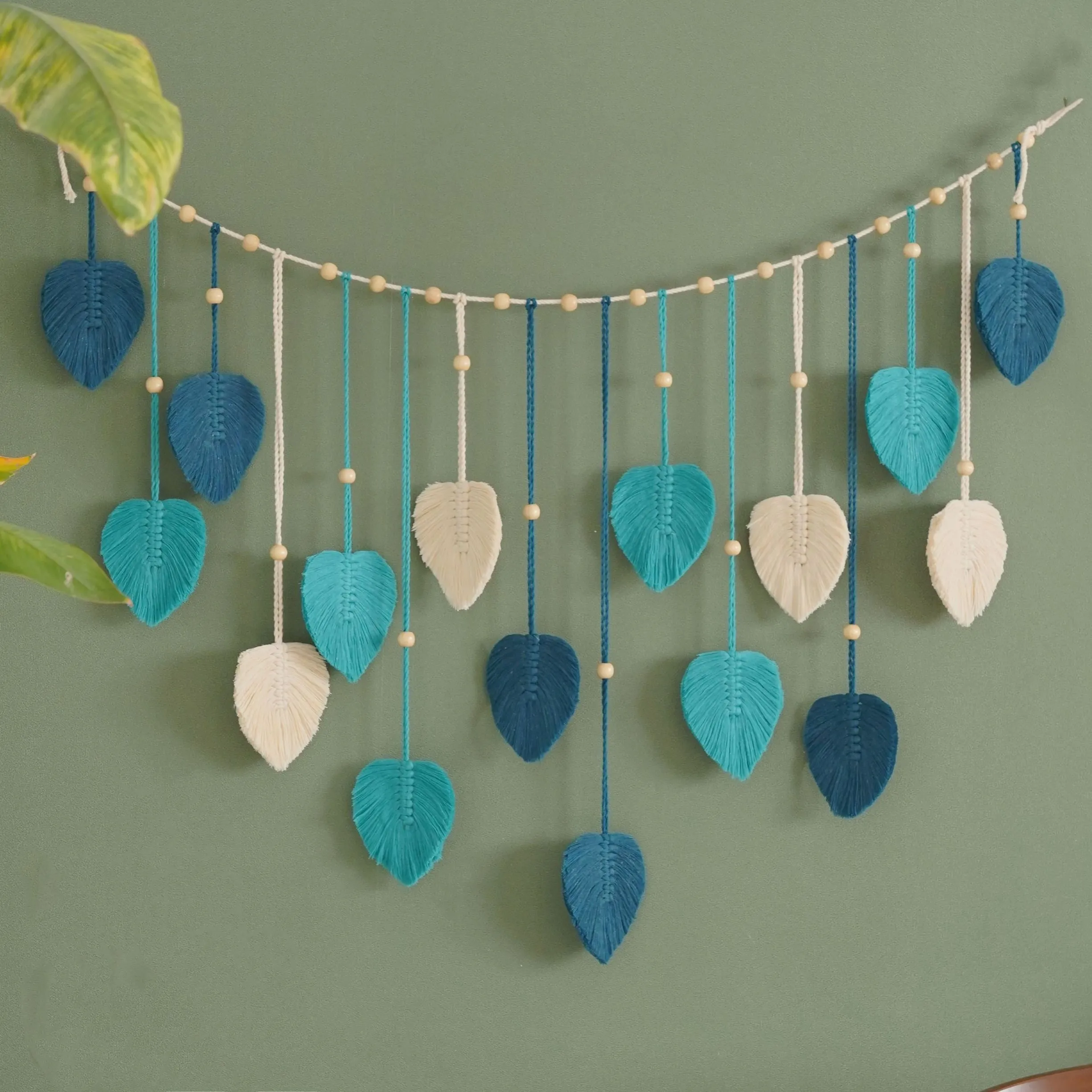 Home Art Textiles - 1 Pc Green Leaves Garland, Macrame